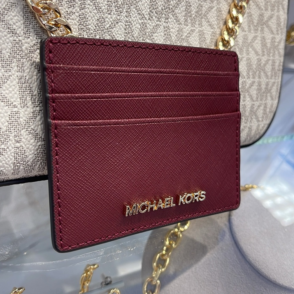MICHAEL KORS
Large Pebbled Leather Card Holder Case
Dark Cherry 
NWT - Picture 2 of 16